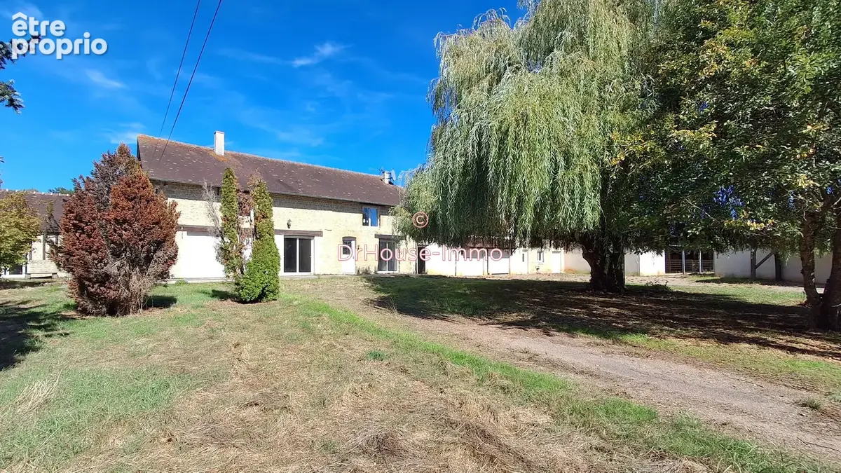 Maison 6 pièces 340 m² à vendre à Mortagne-Au-Perche (61400) - photo 5