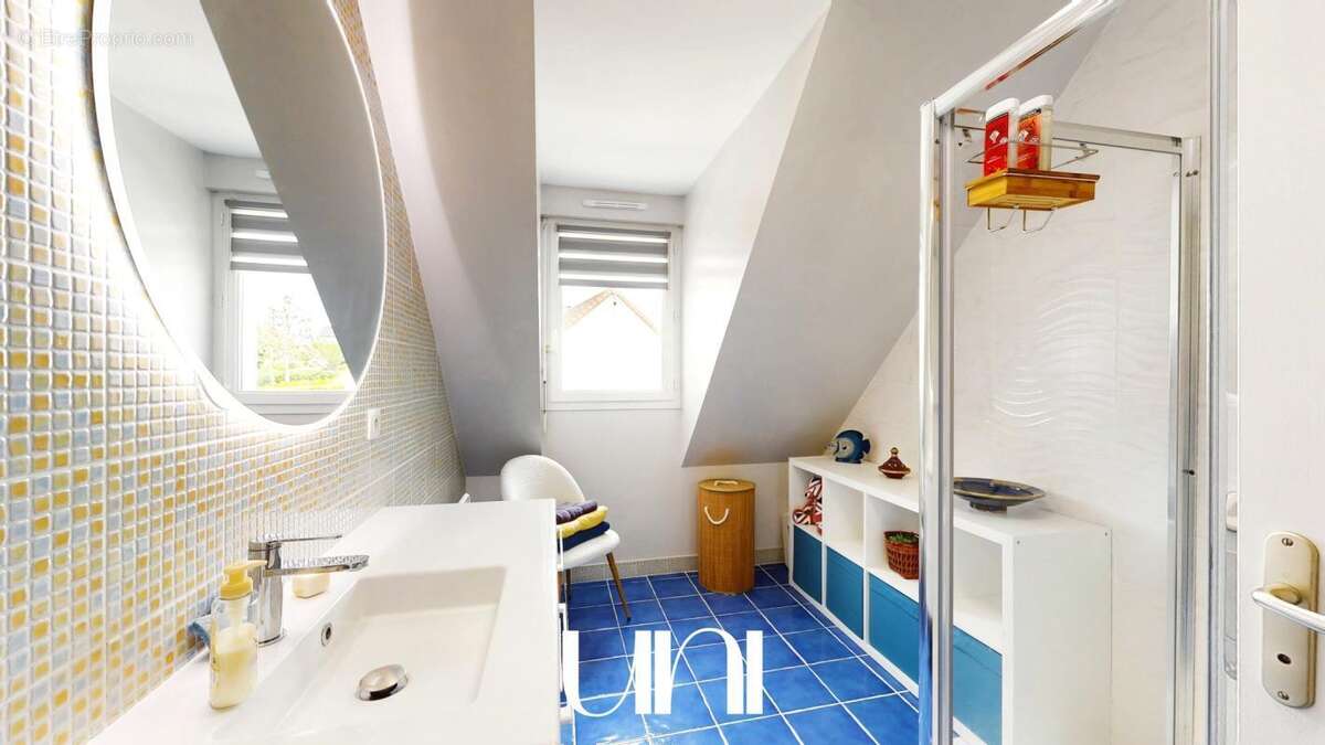 Maison à CORMELLES-LE-ROYAL