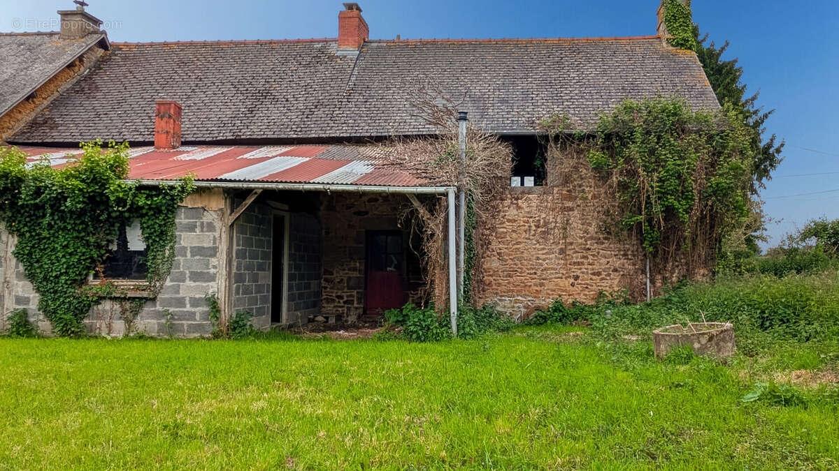 Maison à DINGE