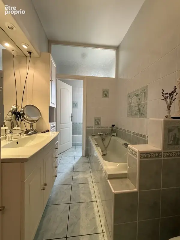 Appartement de standing t4 147m2  + emplacement parking couvert - photo 9