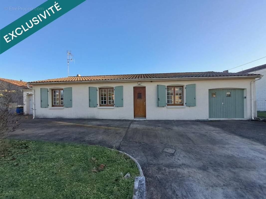 Photo 1 - Maison à FONTENAY-LE-COMTE