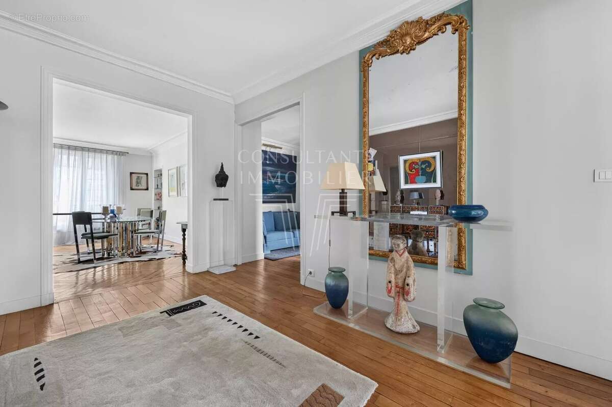 Appartement à PARIS-6E