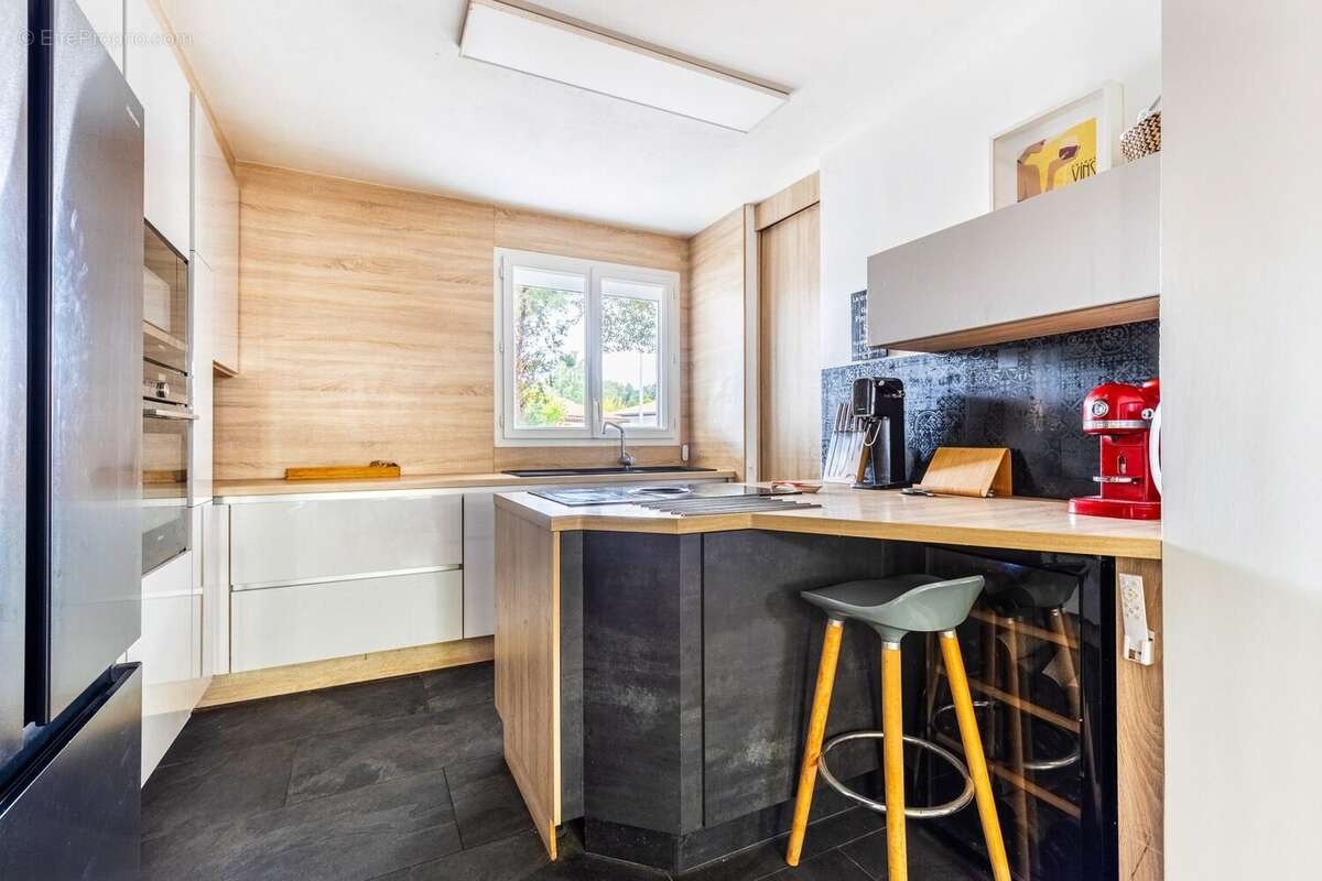 Maison à VILLENAVE-D'ORNON