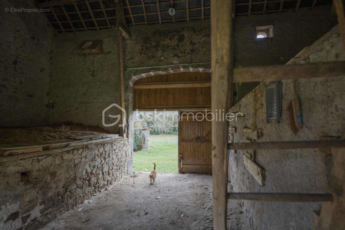 Maison à BLOT-L'EGLISE