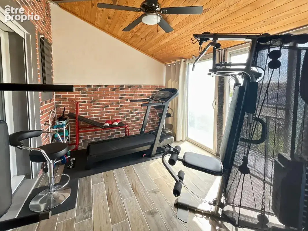 Villa familiale - 170 m² - Piscine - photo 16