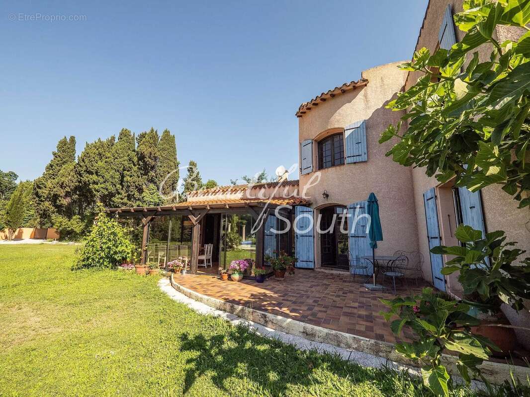 Maison à SAINT-CYPRIEN