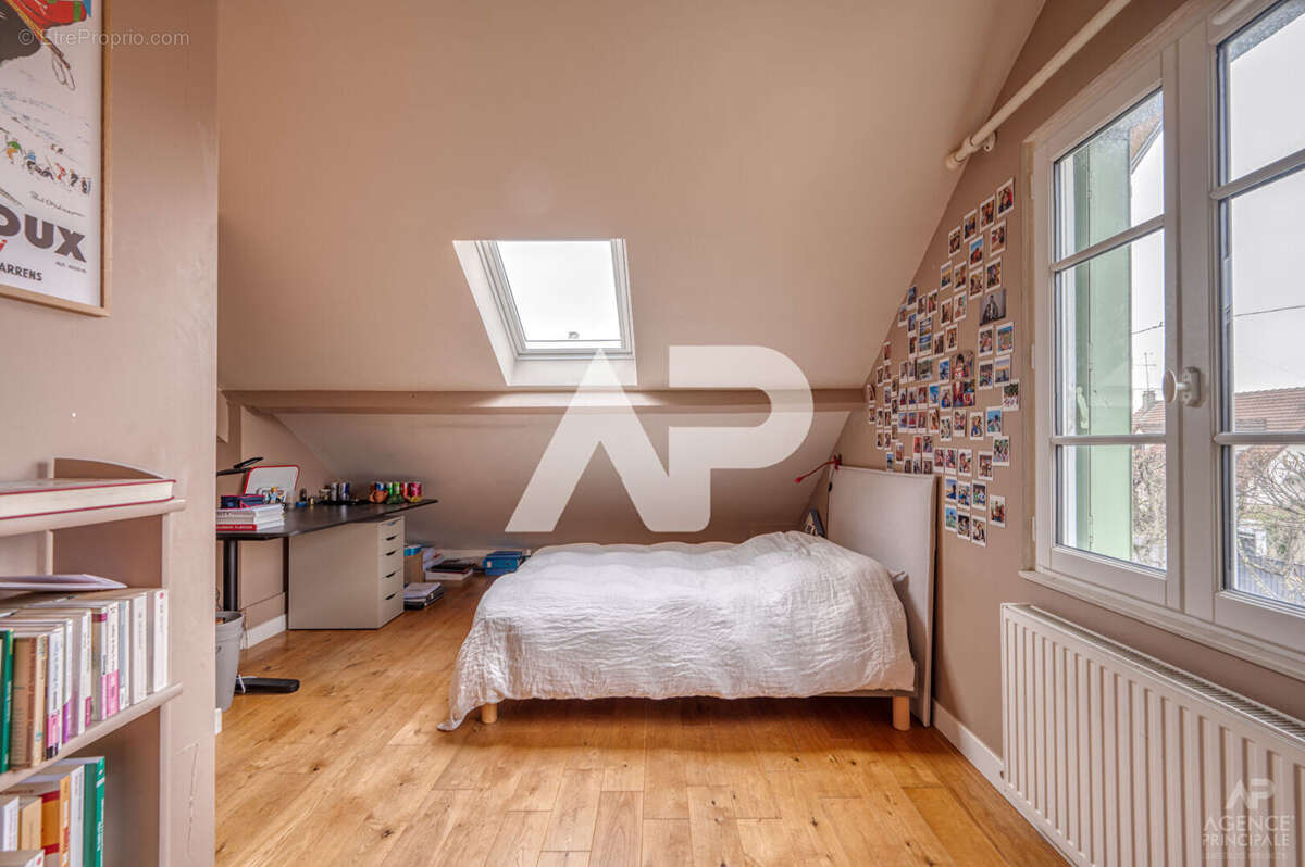 Maison à RUEIL-MALMAISON