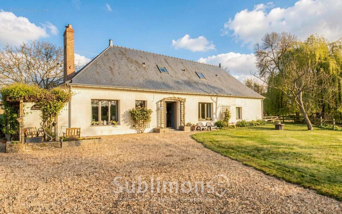 Maison à VERN-D'ANJOU