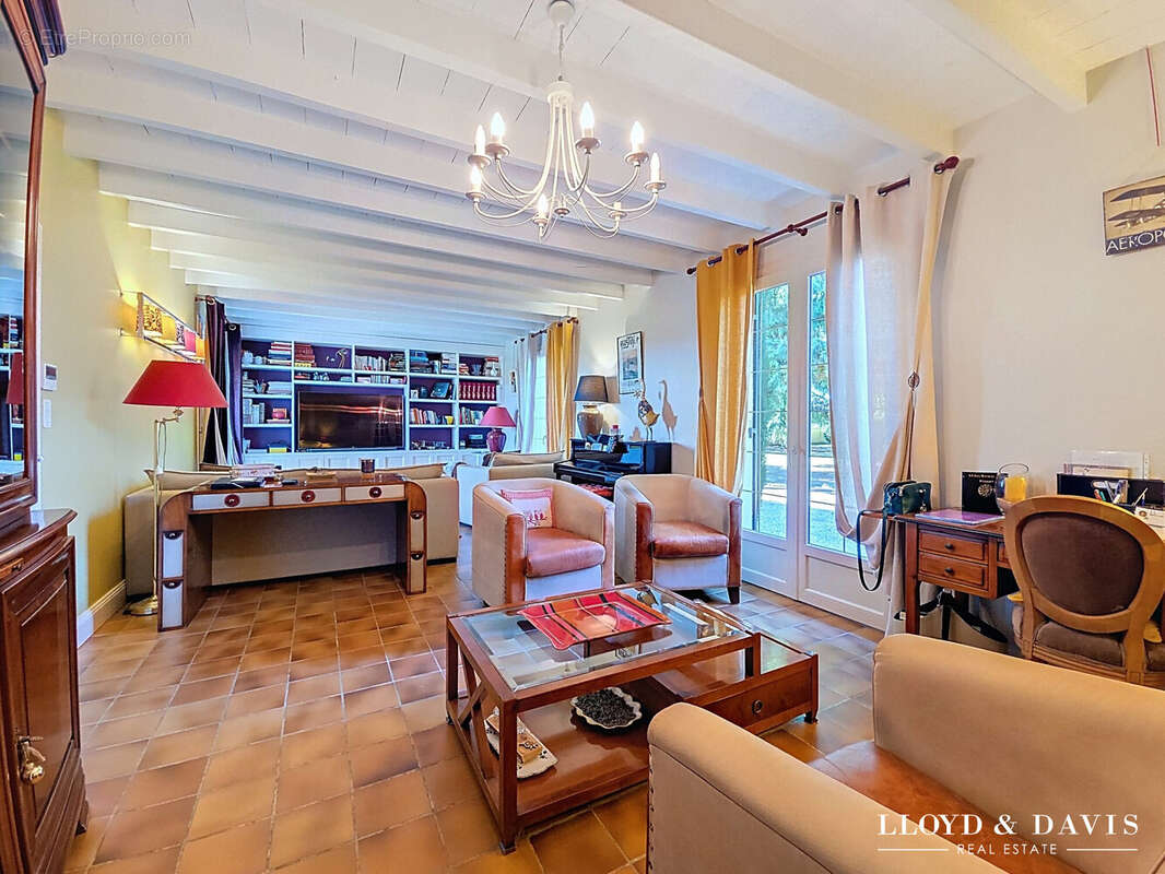 Maison à SAINT-AIGULIN