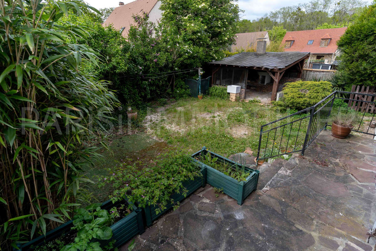 Maison à MONTIGNY-LES-CORMEILLES