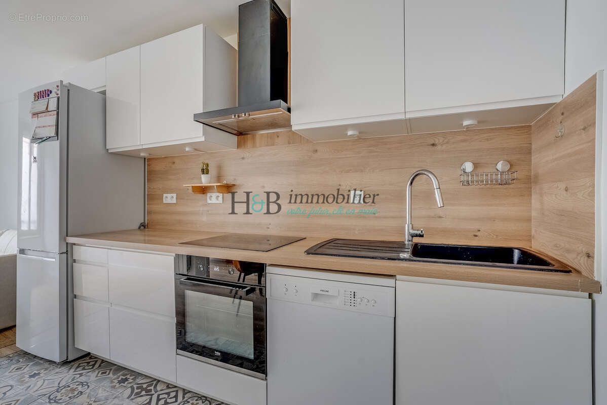 Appartement à PARIS-20E