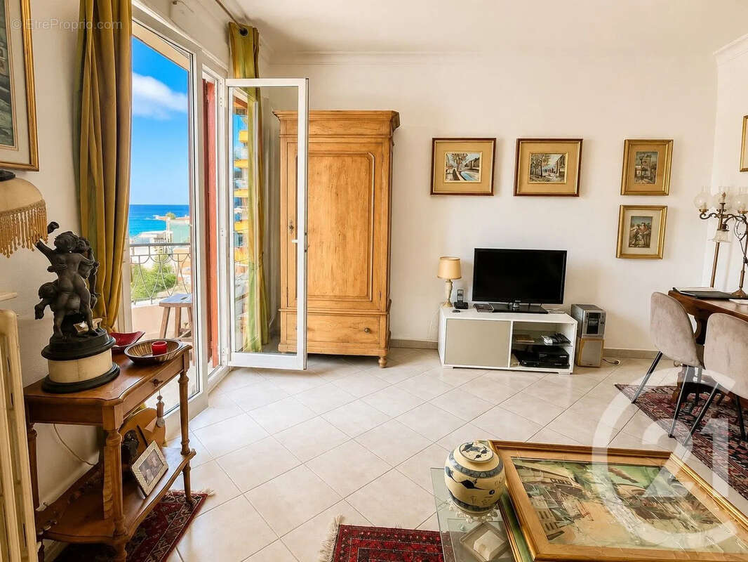 Appartement 45 m² à Roquebrune-Cap-Martin  - photo 2