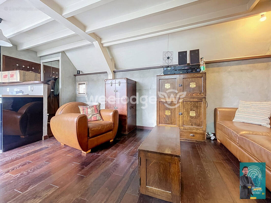 Appartement 32 m² à Maurecourt  - photo 1
