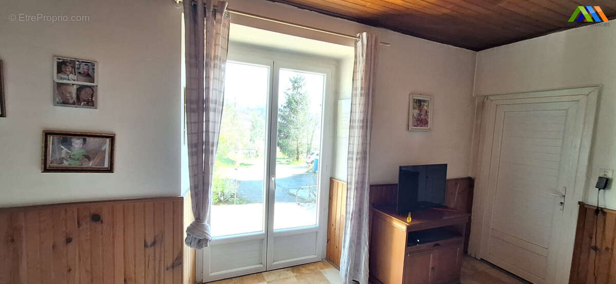 Maison 189 m² à Monleon-Magnoac  - photo 9