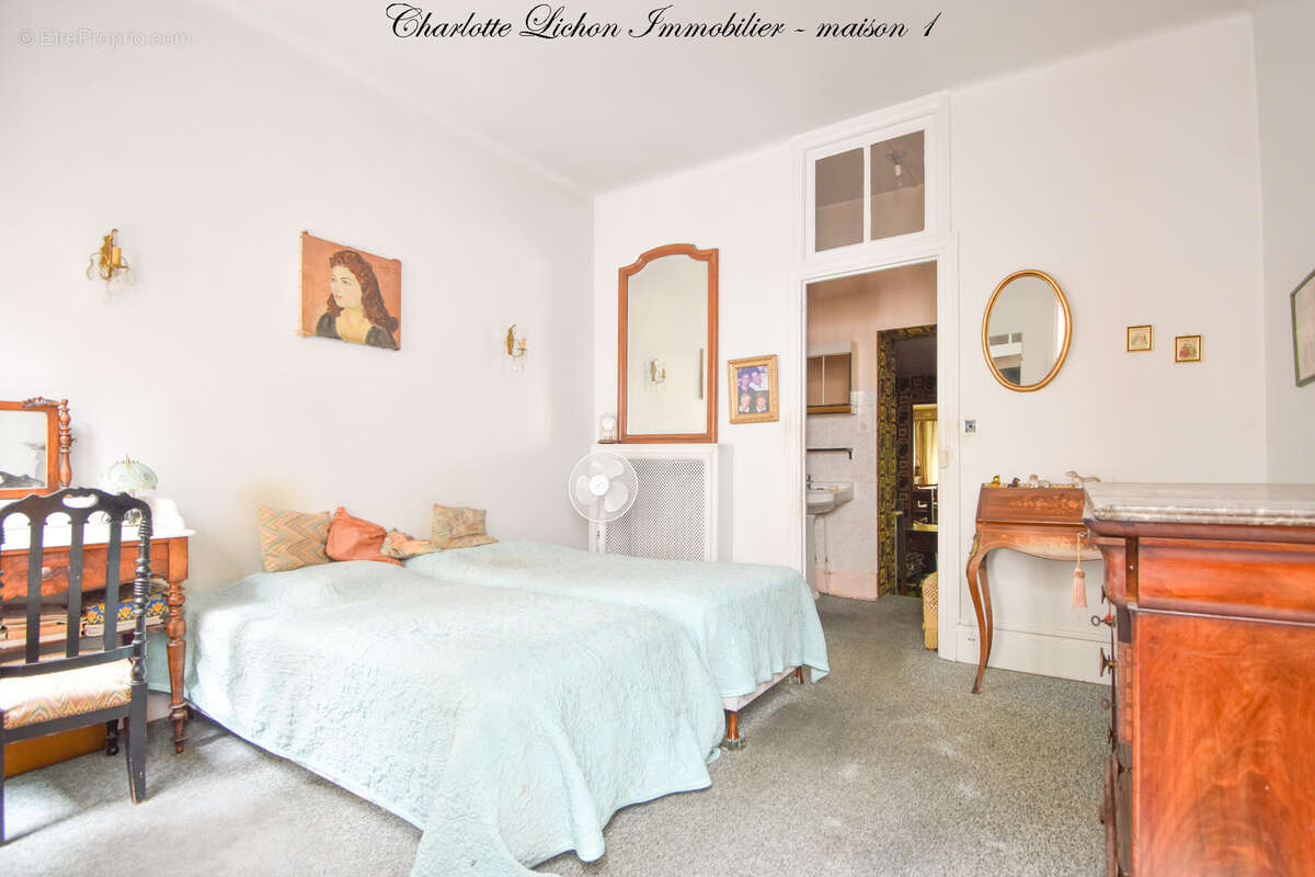 Maison à CHATELGUYON
