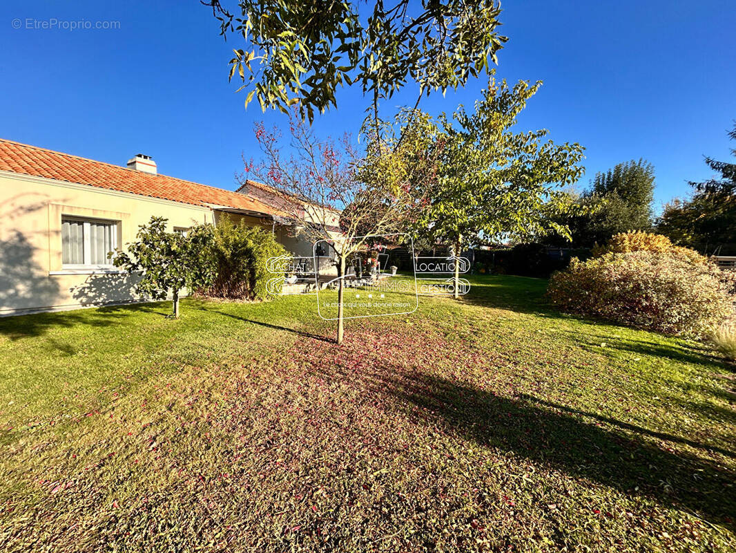 Maison à SAINT-JULIEN-DE-CONCELLES