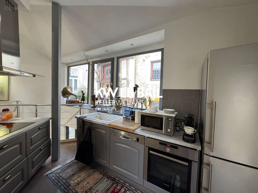 Maison 125 m² à Puy-L'eveque  - photo 6