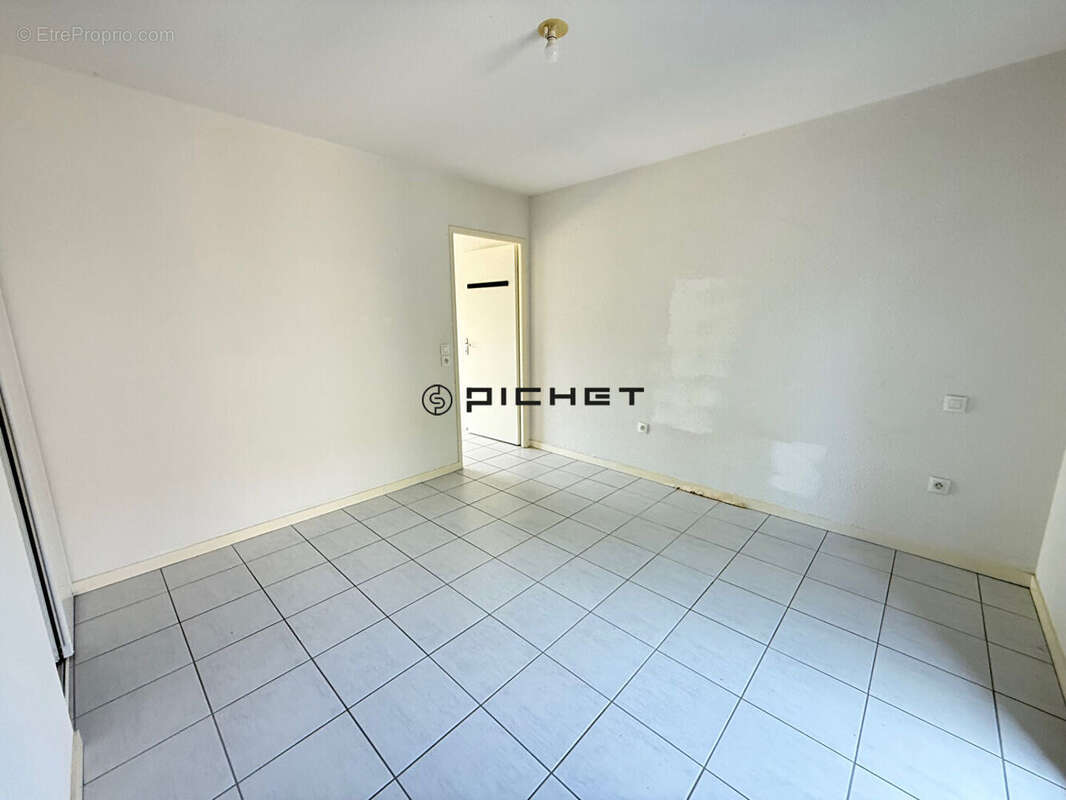 Appartement à SAINT-JEAN-D&#039;ILLAC