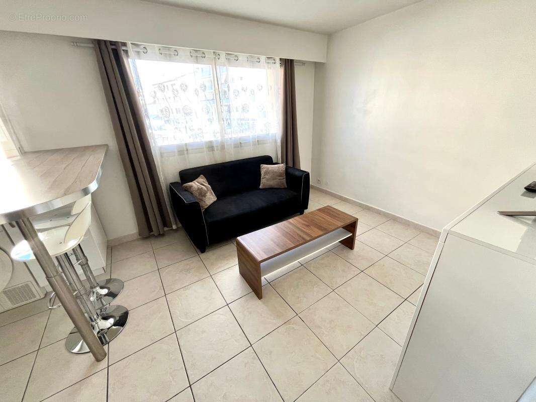 Appartement à LE CANNET