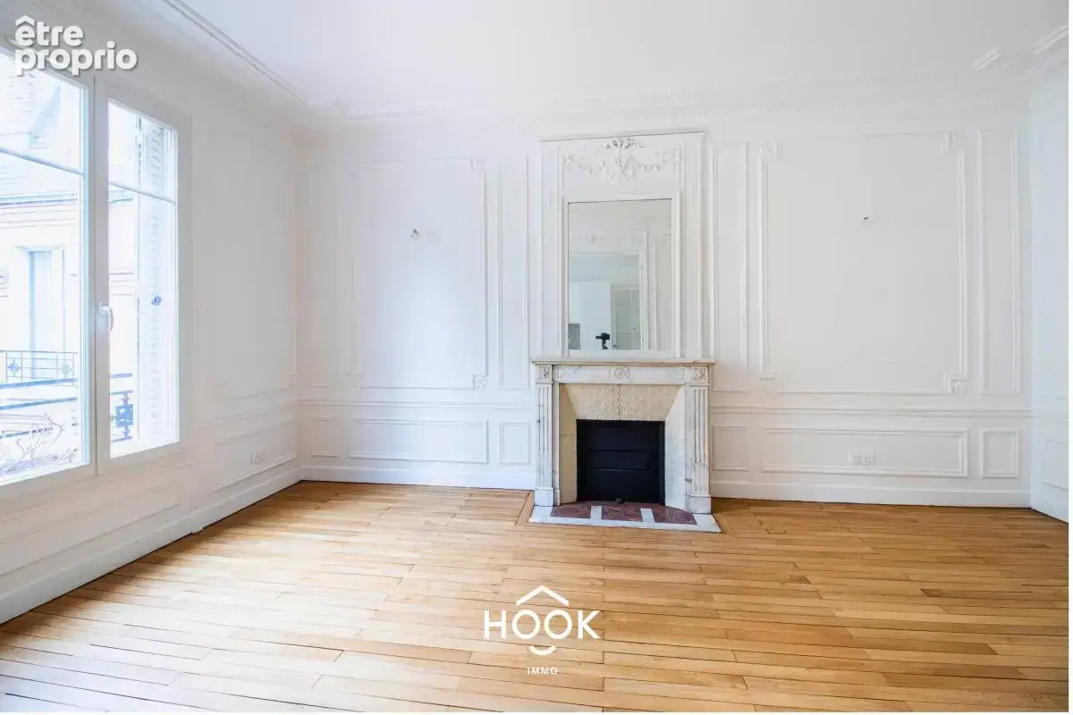 Rue de Tocqueville : 80 m² rénové, 6e étage avec ascenseur, immeuble Art nouveau - photo 3