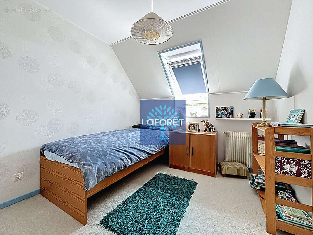 Maison à VERT-SAINT-DENIS