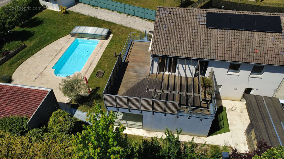 Maison à FLEURY