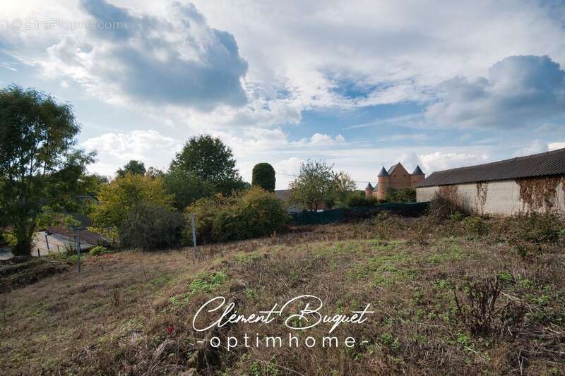 Maison à LE NOUVION-EN-THIERACHE