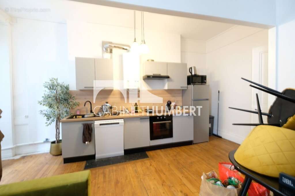 Appartement à SAINT-ETIENNE