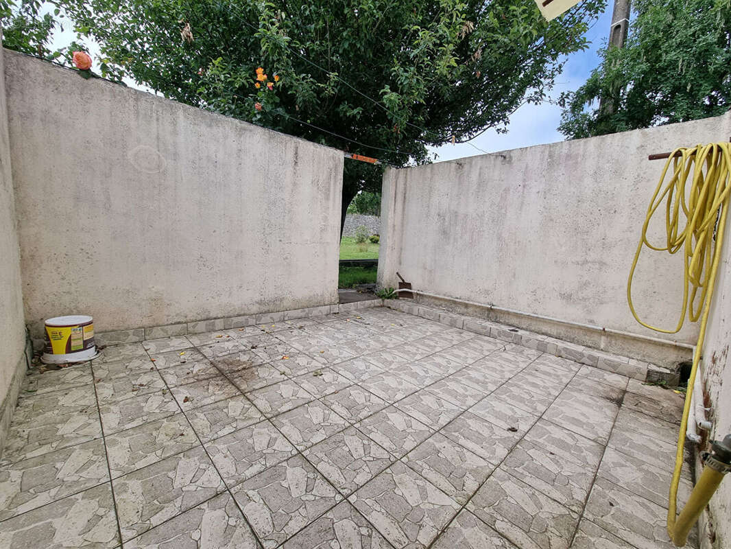 Maison à MELLAC