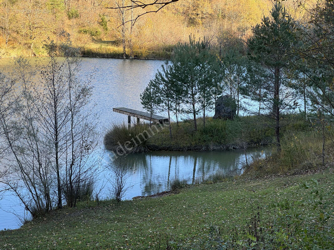 Propriété de 9,34 ha avec deux lacs - photo 3