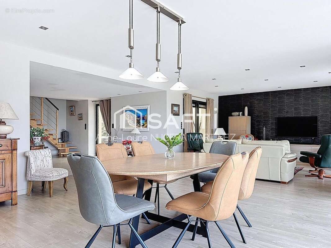 Photo 4 - Maison à LANNILIS