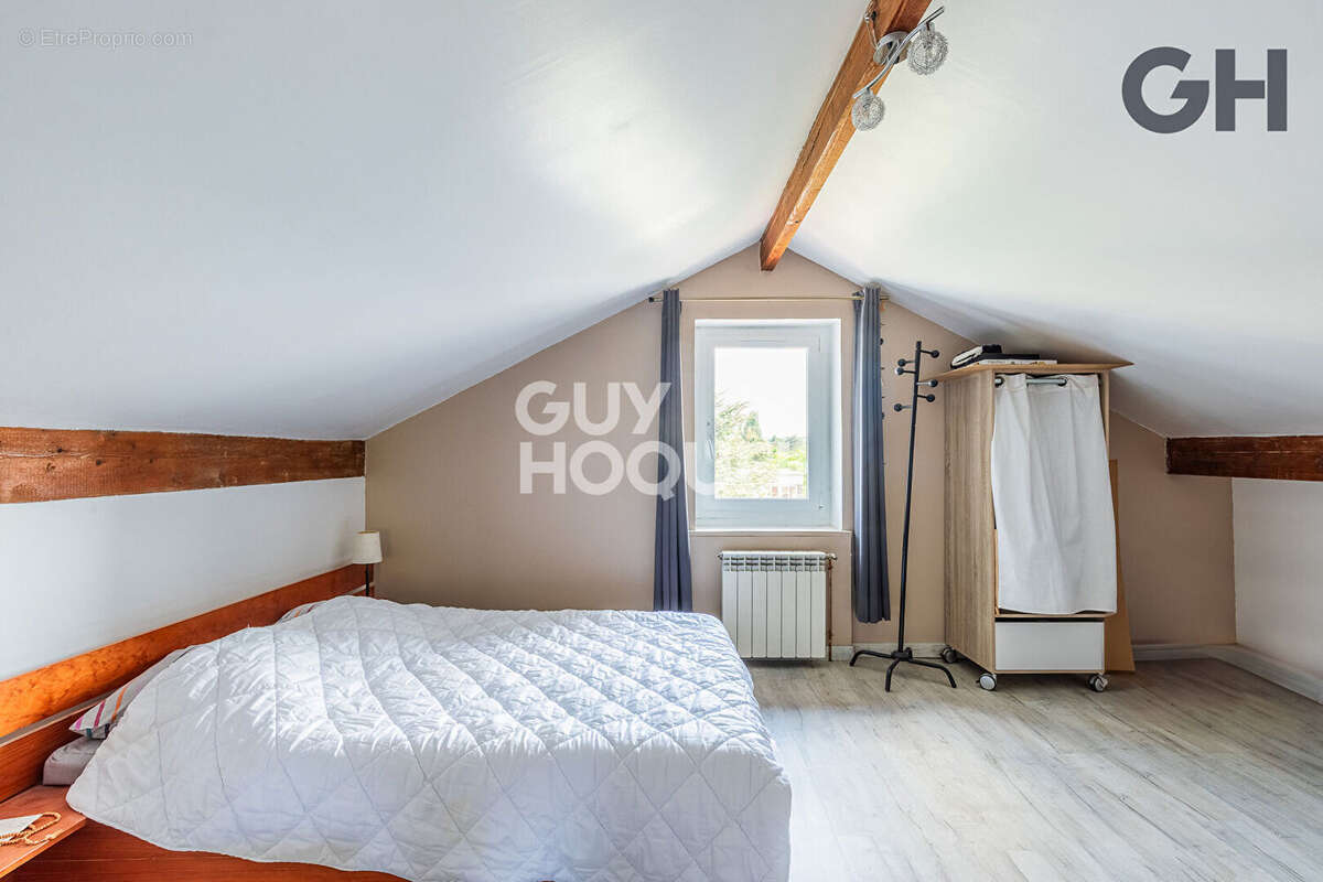 Commerce à CHARTRETTES