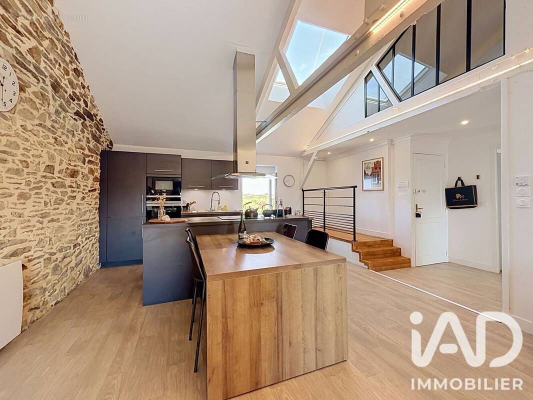 Appartement 77 m² à Clohars-Carnoet  - photo 1