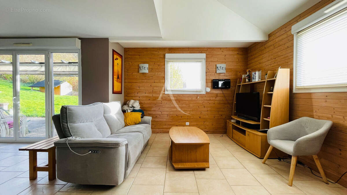 Maison à GIRANCOURT