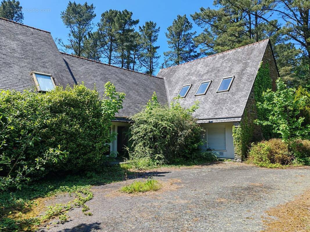 Appartement à PLOUNEOUR-MENEZ