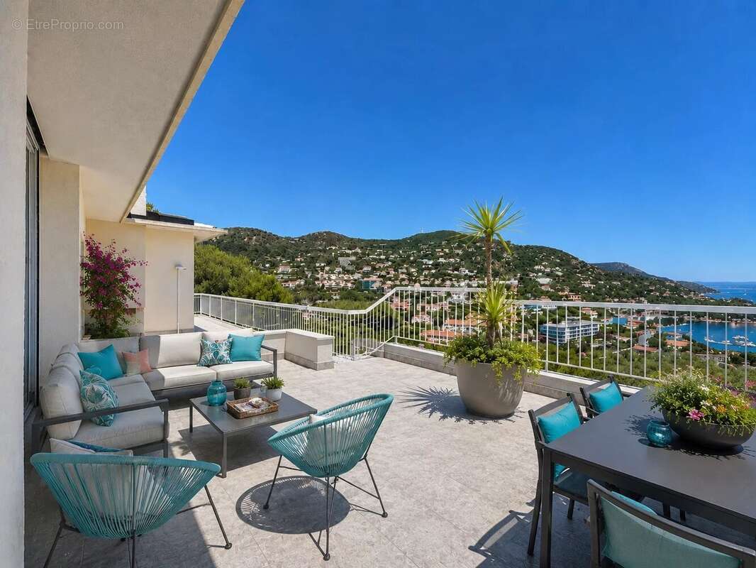 Appartement à VILLEFRANCHE-SUR-MER