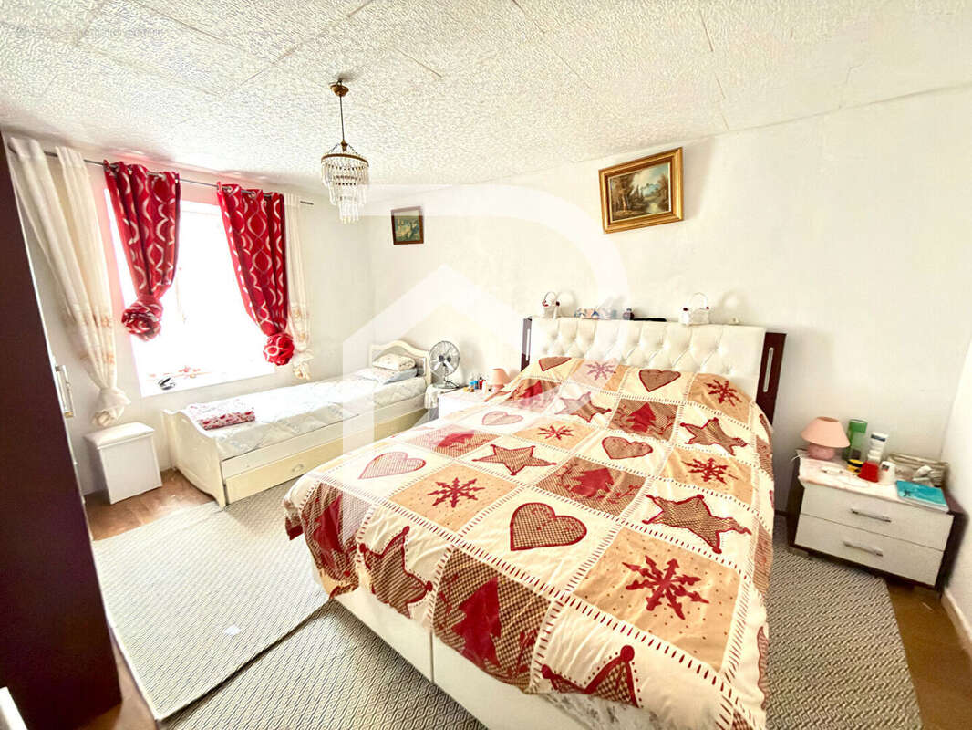 Maison à HUILLIECOURT