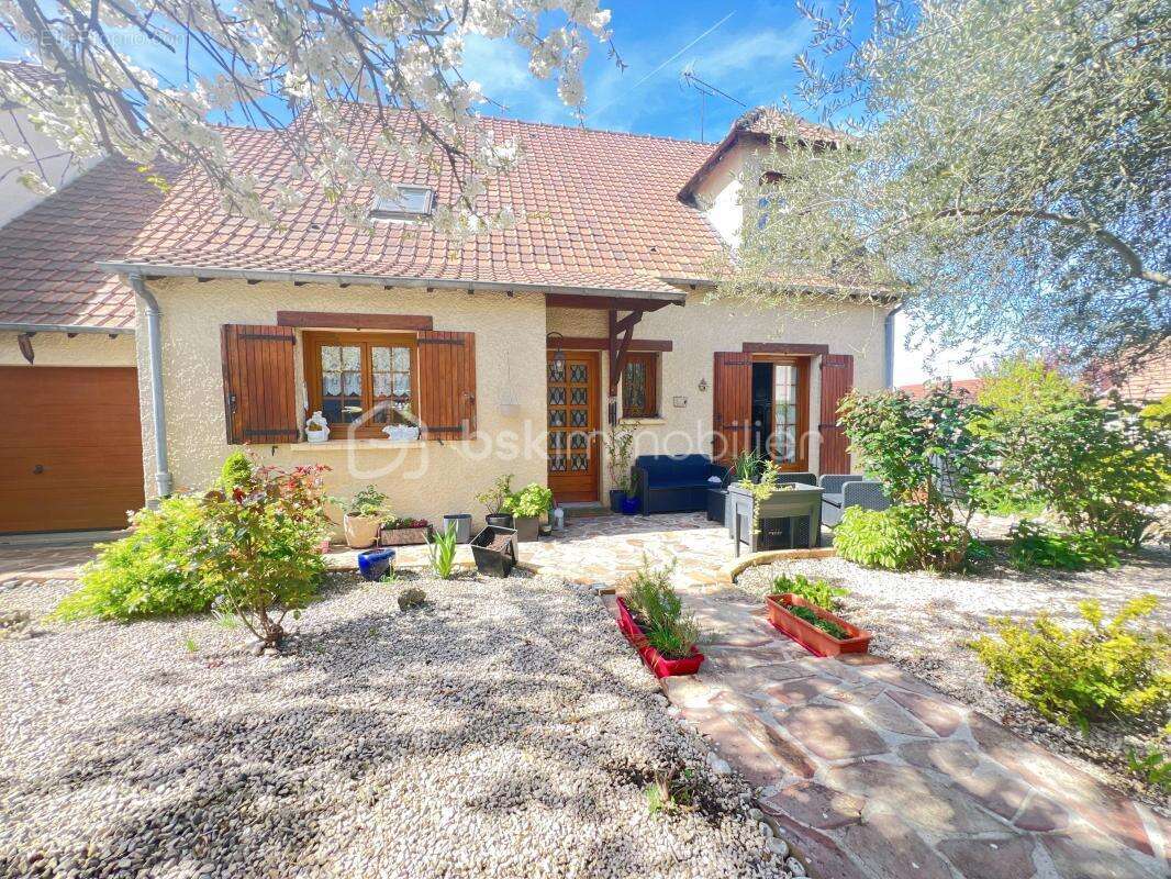 Maison à LONGJUMEAU