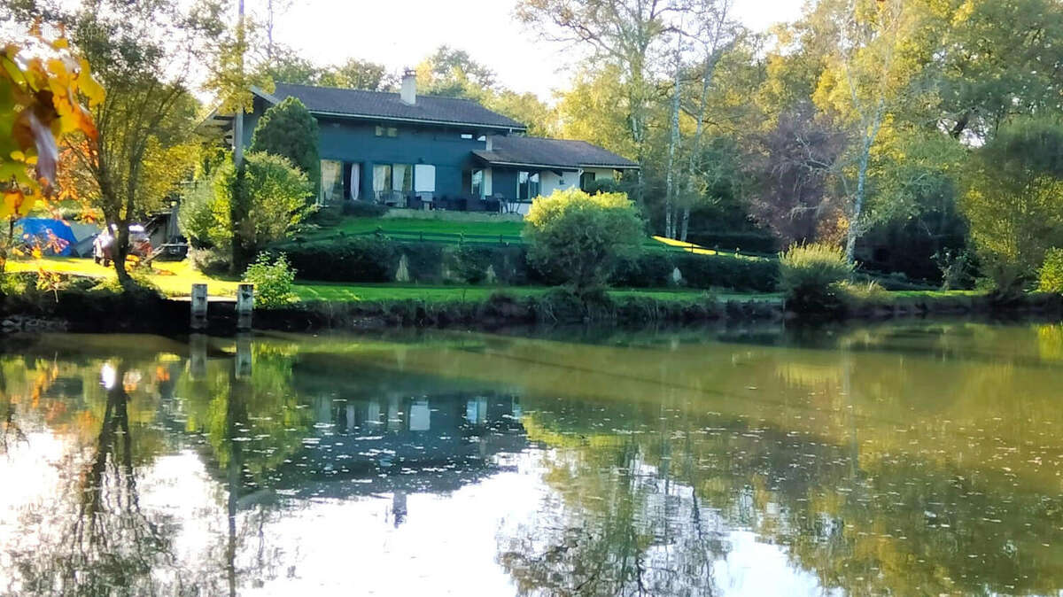 OVERVIEW - Maison à CHABRAC