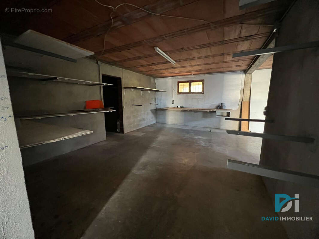 Bassan : grande villa de 233 m2 sur terrain de 1082 m2 en cours de rénovation - photo 15