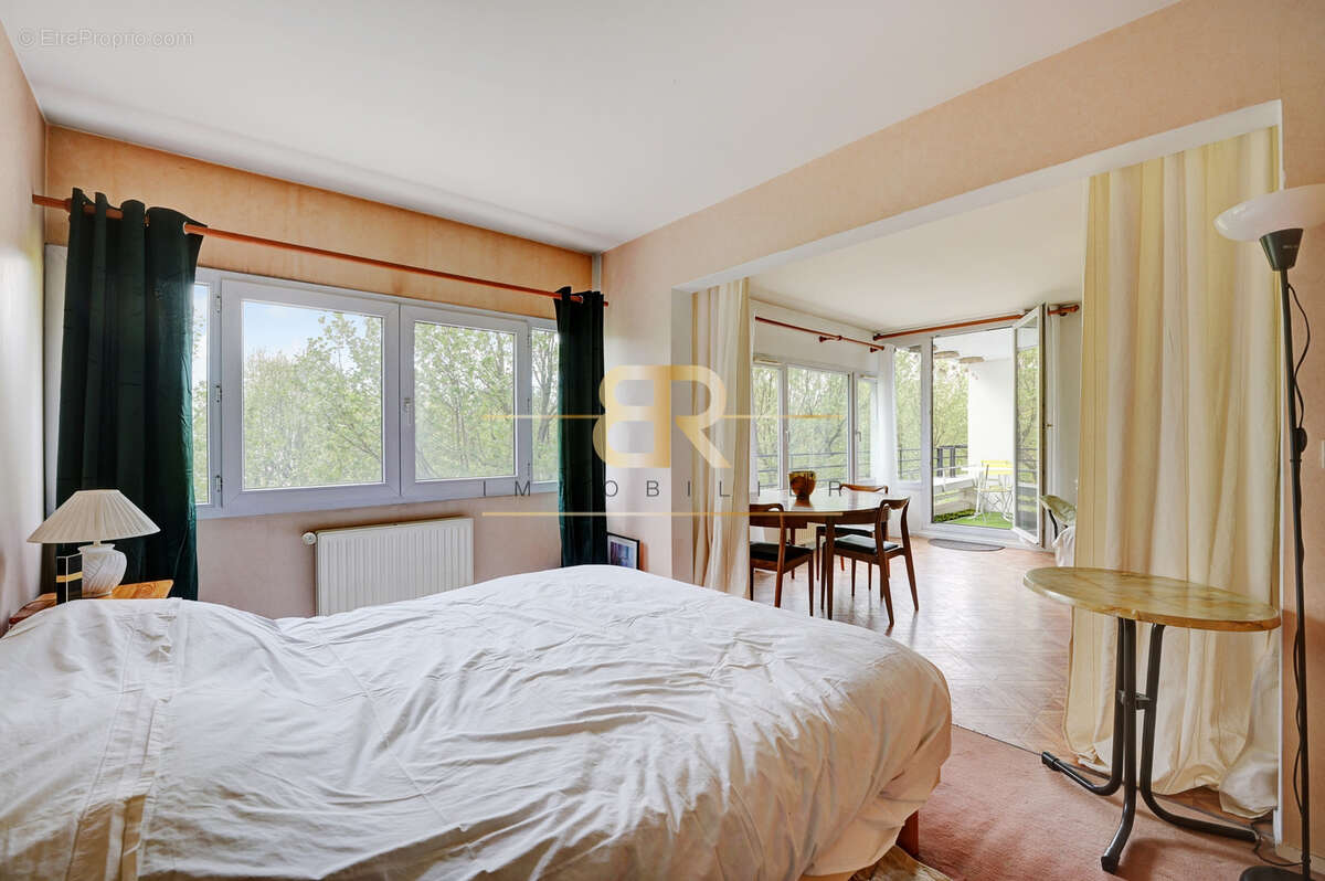 Appartement à CHAMPS-SUR-MARNE