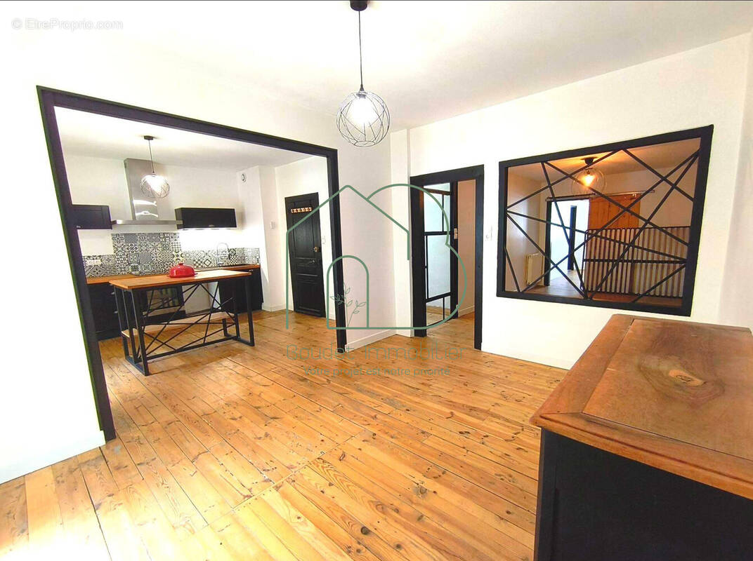 Appartement à AUBIN