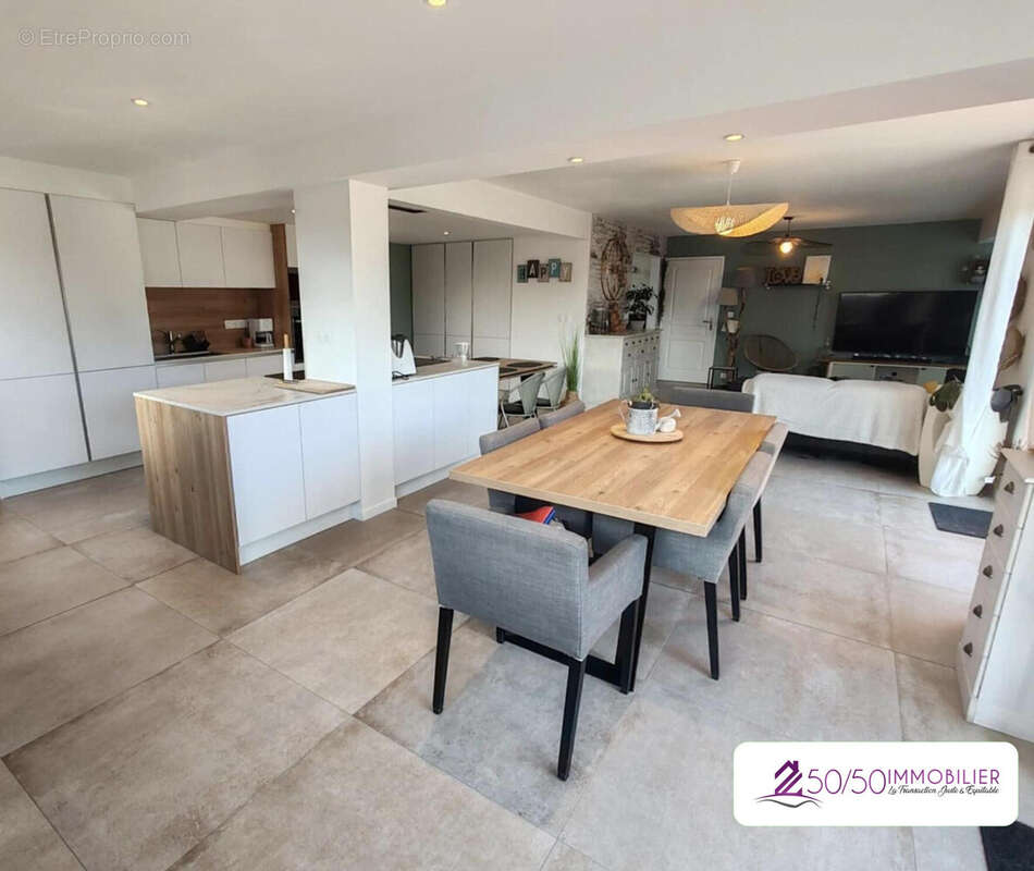 Maison à LANDIVISIAU