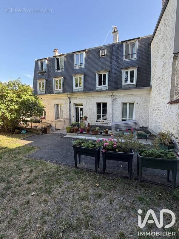 Photo 1 - Appartement à AUVERS-SUR-OISE