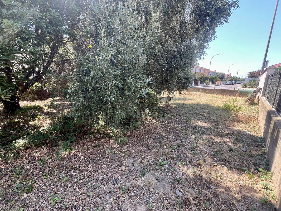 Maison de style comprenant 2 logements sur 1540m2 de parcelle divisible - photo 33