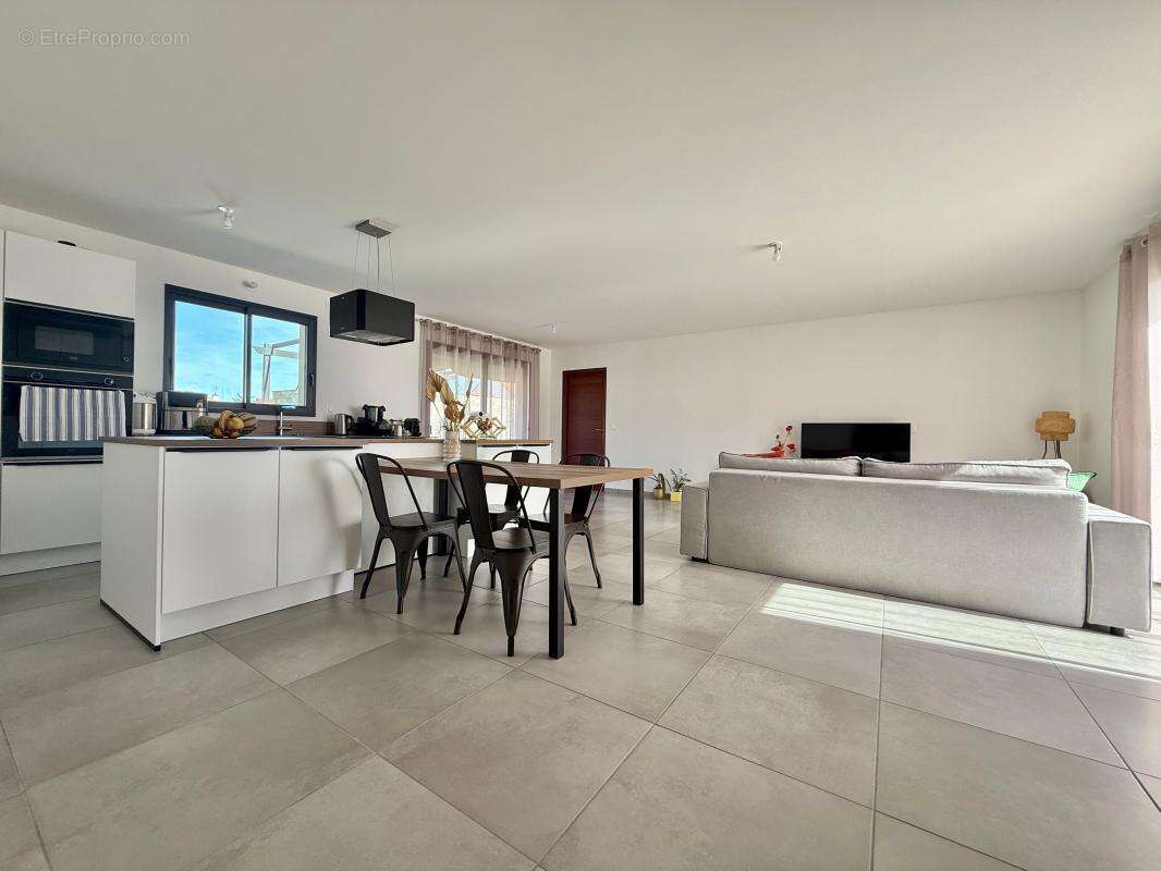 Maison à ROUVRES-EN-PLAINE