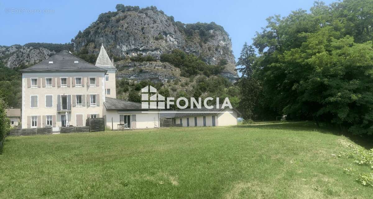 Appartement à VIRIGNIN