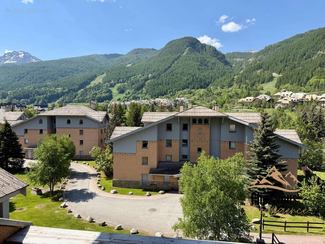 Appartement à LA SALLE-LES-ALPES