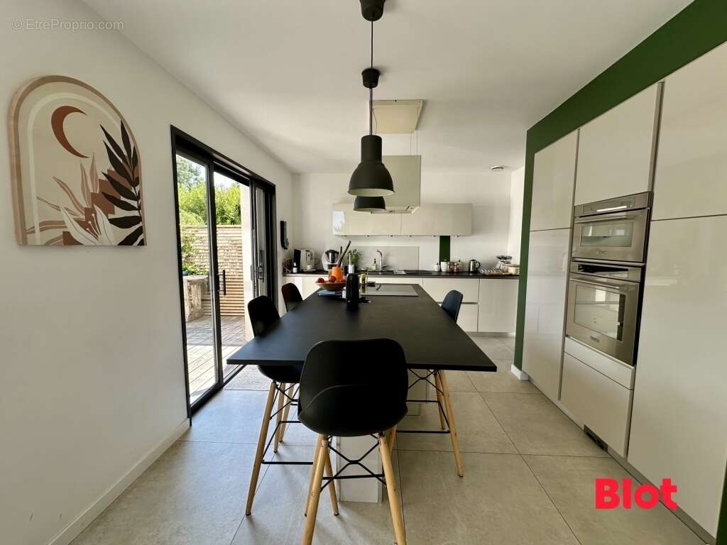 Maison à PLEUMELEUC