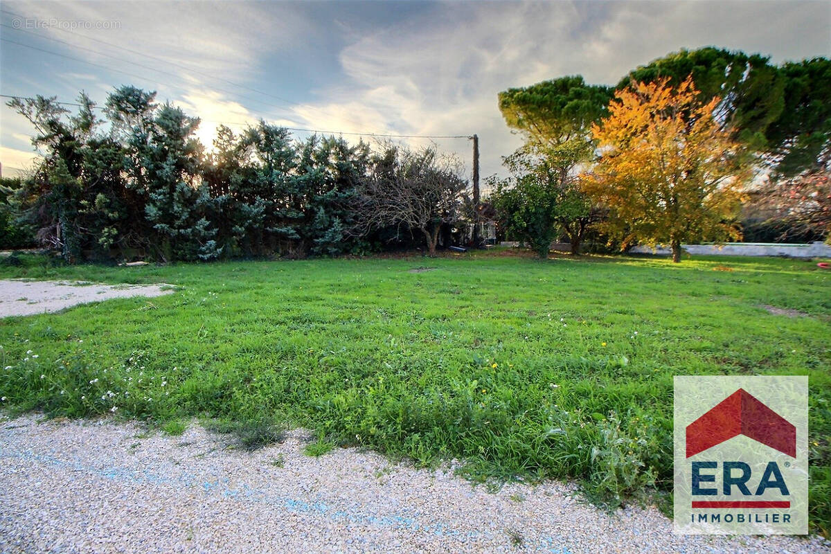 Terrain à MONDRAGON